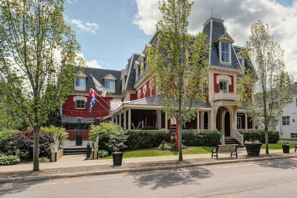 871 Shefford Suite 207 3Chambres Bromont Exterior photo