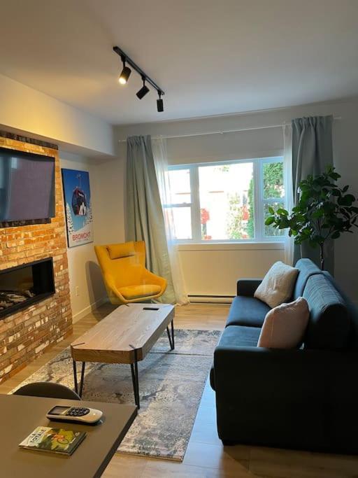 871 Shefford Suite 207 3Chambres Bromont Exterior photo